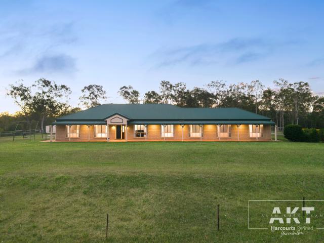 House for sale in Tamborine, Queensland