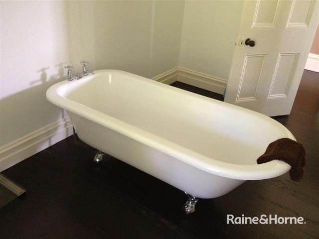 House for rent in Meroo Meadow, New South Wales