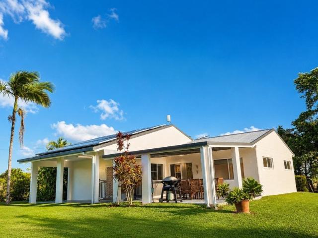 House for sale in Tully Heads, Queensland