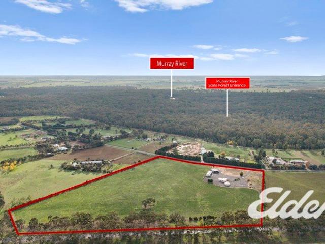Cottage for sale in Cobram East, Victoria
