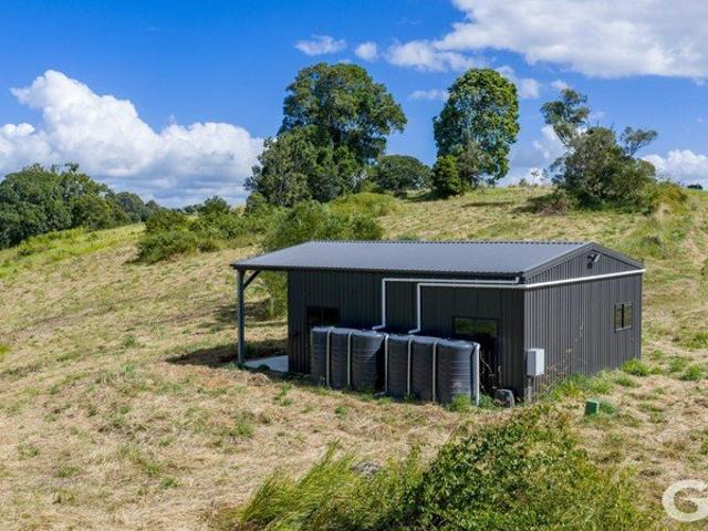 Cottage for sale in Greens Creek, Queensland