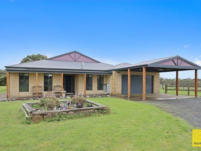 House for sale in Fish Creek, Shire of South Gippsland