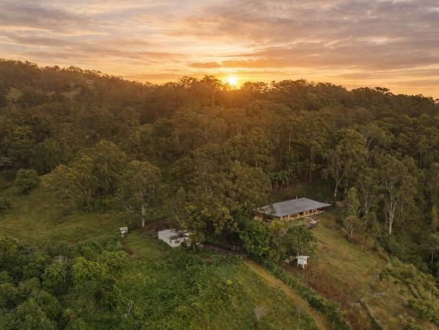 Cottage for sale in Kings Creek, Queensland