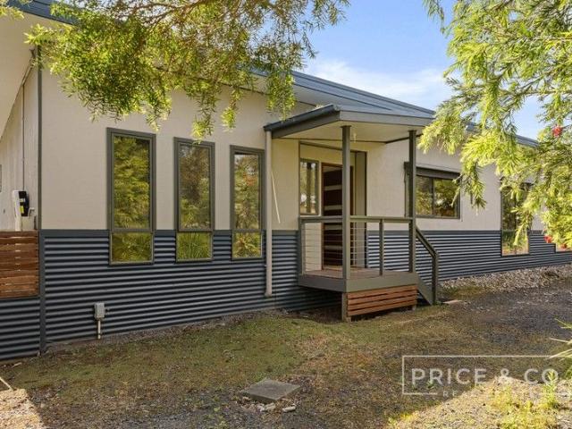 House for sale in Drouin