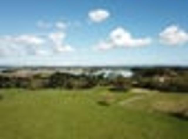 Land for sale in Awhitu, Oroua County