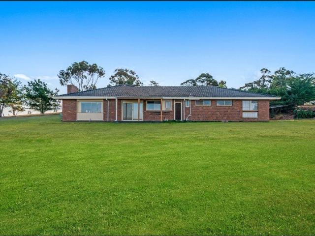 House for rent in Darley, Victoria