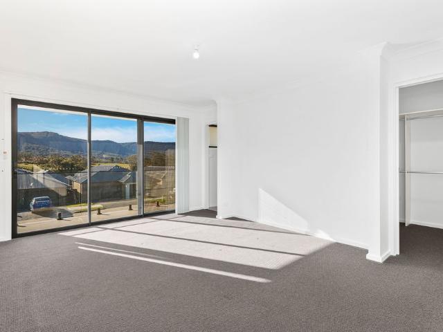 House for rent in Wollongong West, New South Wales
