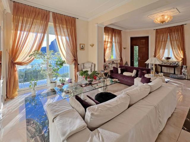 Wohnung kaufen in Aldesago, Lugano
