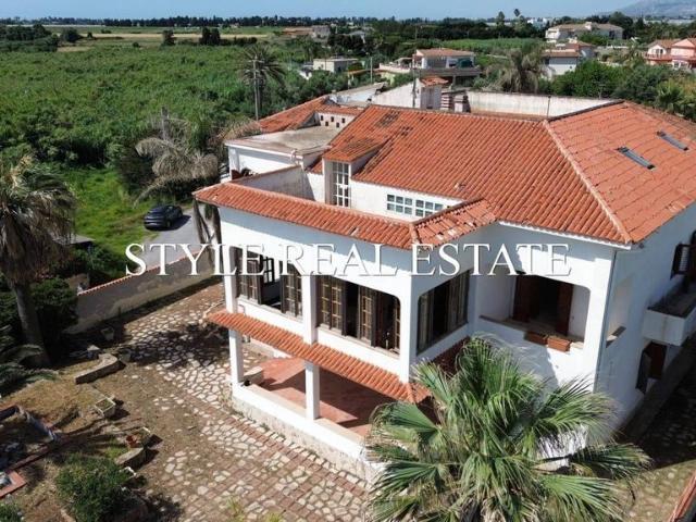 Villa Indipendente in vendita a Villaggio Elios, Siracusa