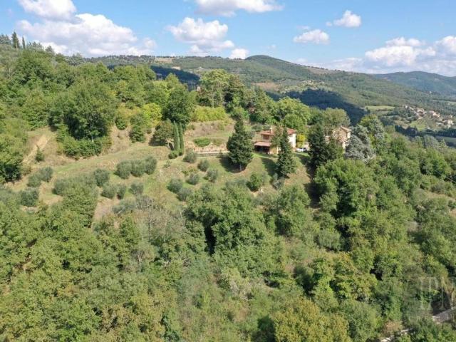 Villa Indipendente in vendita a San Leo Bastia, Umbria