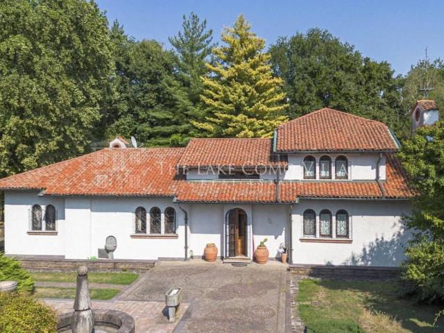Villa Indipendente in vendita a Caslino al Piano, Cadorago