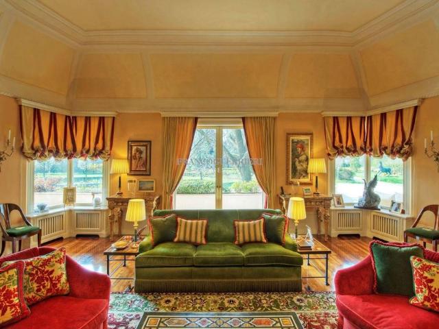 Villa Indipendente in vendita a Campofiorenzo, Casatenovo