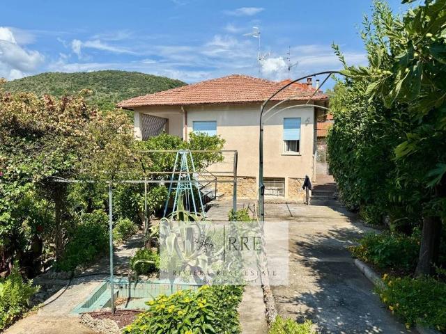 Villa Indipendente in vendita a Borgio, Borgio Verezzi