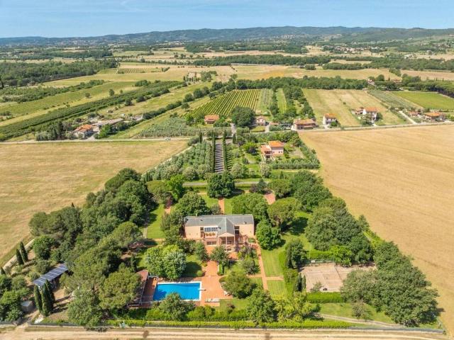 Villa Indipendente in vendita a Civitella in Val di Chiana, Toscana