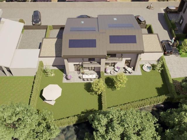 Villa Indipendente in vendita a Molino Bistorgio, Verano Brianza