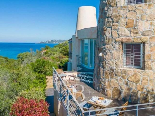 Villa Indipendente in affitto a Porto San Paolo, Sardigna/Sardegna