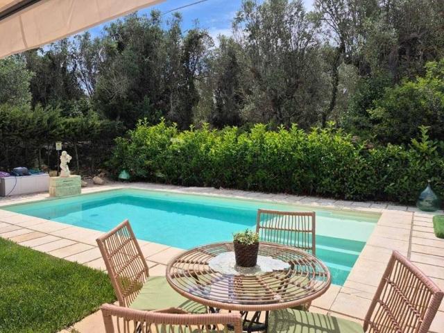 Villa Indipendente in vendita a Puglia, Lecce