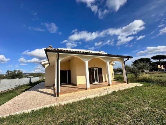 Villa Indipendente in vendita a Sasso, Roma Capitale