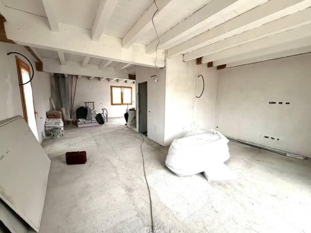 Villa Indipendente in vendita a Busto Garolfo, Lombardia
