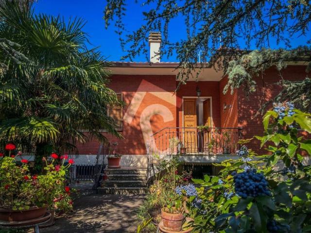 Villa Indipendente in vendita a Marche, Ancona
