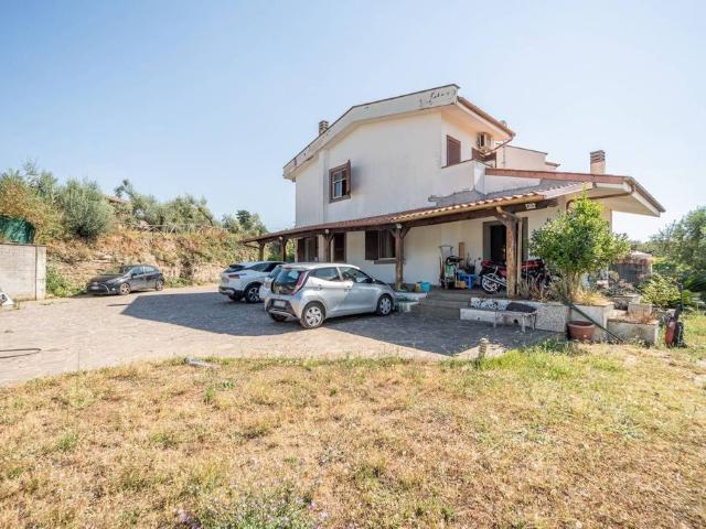 Villa Indipendente in vendita a Roma Capitale, Lazio