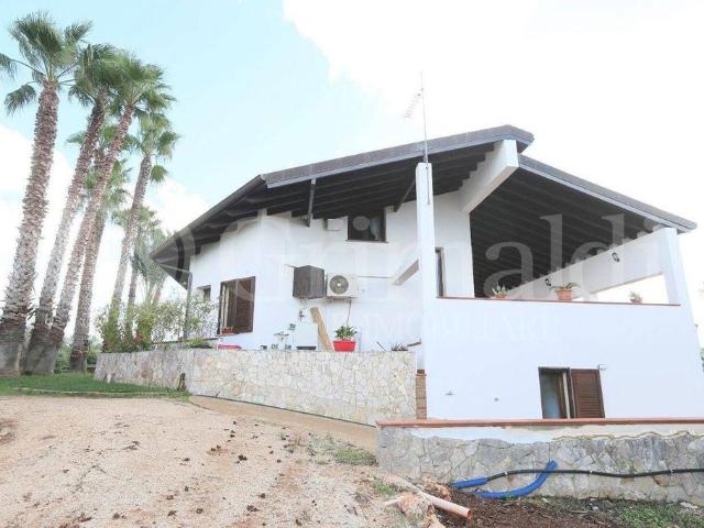 Villa Indipendente in vendita a Puglia, Lecce