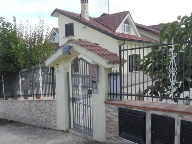 Villa Indipendente in vendita a Nusco, Campania