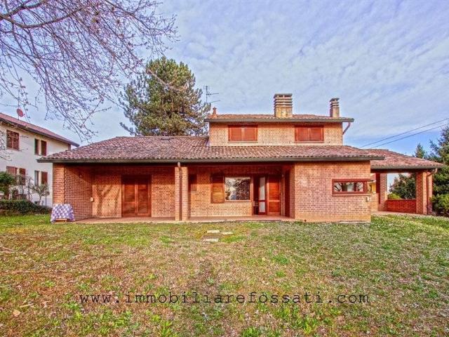 Villa Indipendente in vendita a Rancate, Triuggio