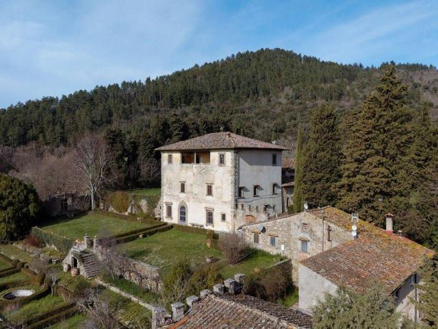 Villa Indipendente in vendita a Unione di Comuni Valdarno e Valdisieve, Pontassieve