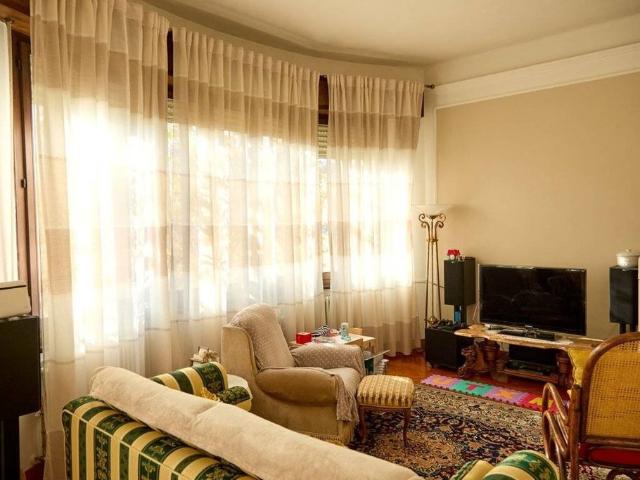 Villa Indipendente in vendita a San Giovanni, Rimini