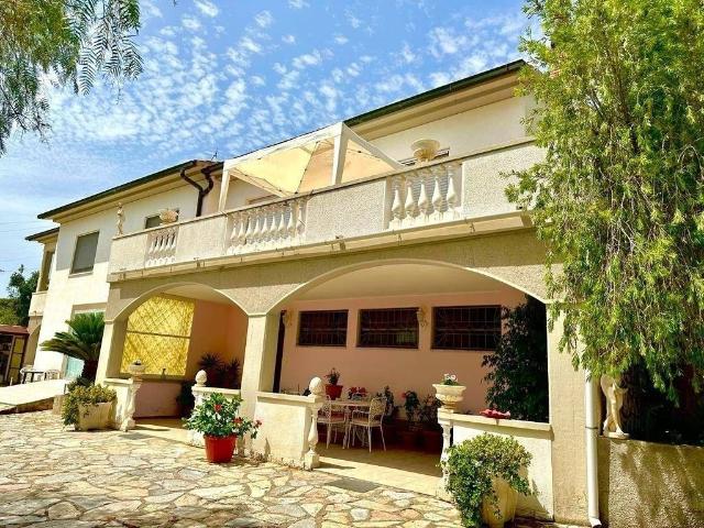 Villa Indipendente in vendita a Venturina Terme, Campiglia Marittima