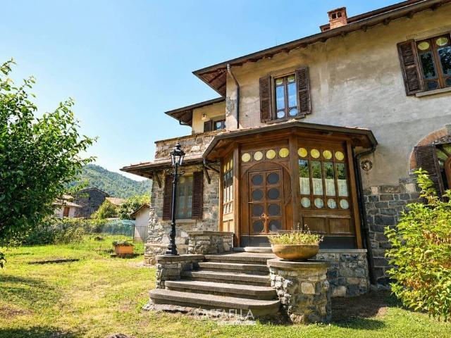 Villa Indipendente in vendita a Santo Stefano, Berzo San Fermo