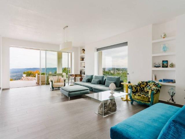 Villa Indipendente in vendita a Canale di Pirro, Puglia
