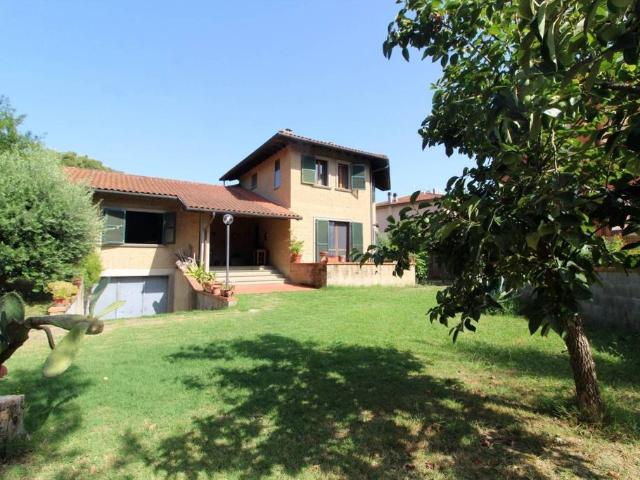 Villa Indipendente in vendita a San Giuliano Terme, Toscana