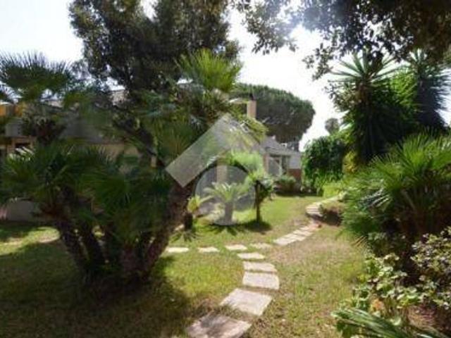 Villa Indipendente in vendita a Poggio Delle Ginestre, Puglia
