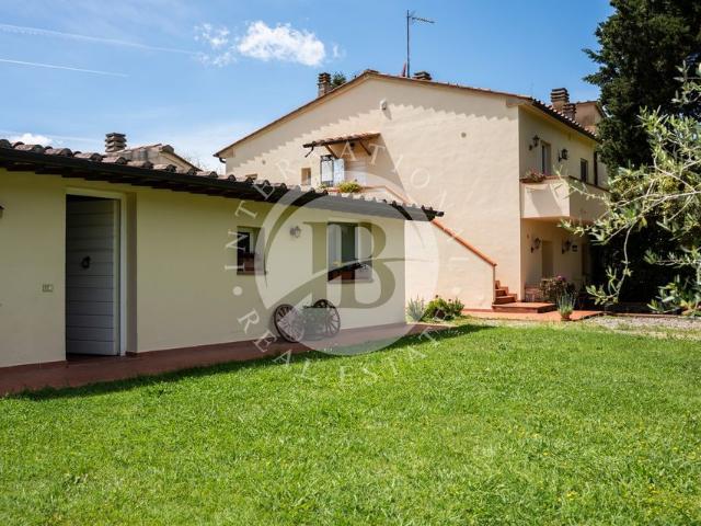 Villa Indipendente in vendita a Campello Sul Clitunno, Umbria