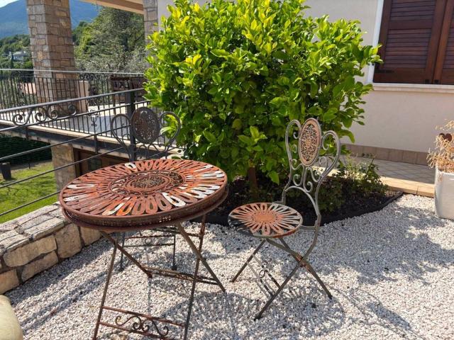 Villa Indipendente in vendita a Comunità Montana Parco Alto Garda bresciano, Toscolano Maderno