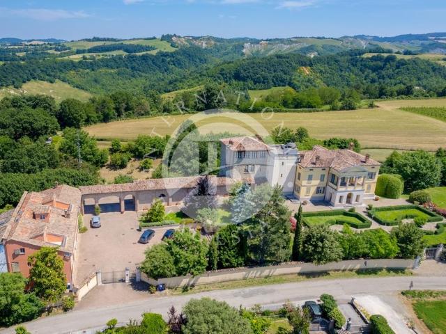 Villa Indipendente in vendita a Fornovo Di Taro, Reggio Emilia