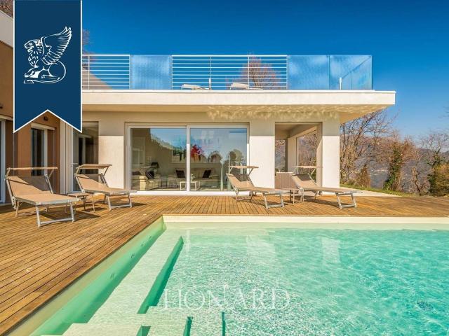 Villa Indipendente in vendita a Massarosa, Toscana