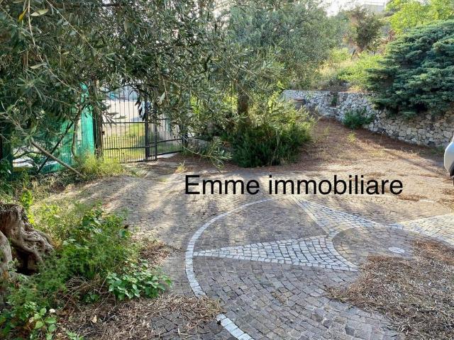 Villa Indipendente in vendita a Mortelle, Messina