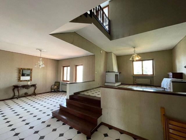 Villa Indipendente in vendita a Unione dei Comuni della Val Vibrata, Martinsicuro