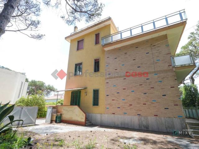 Villa Indipendente in vendita a Capaccio, Campania