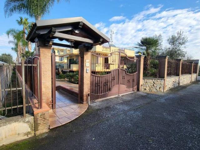 Villa Indipendente in vendita a Scafati, Campania