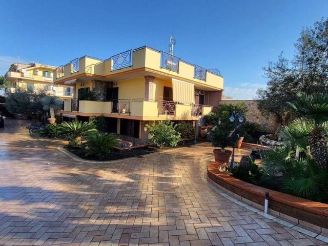 Villa Indipendente in vendita a Scafati, Campania
