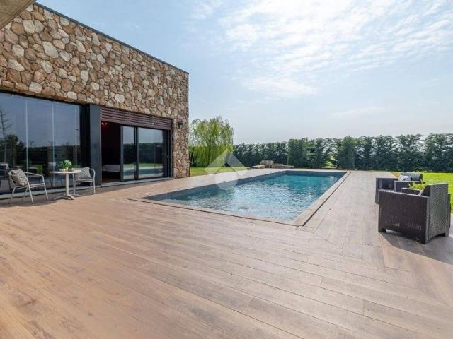 Villa Indipendente in vendita a Castiglione di Cervia, Cervia