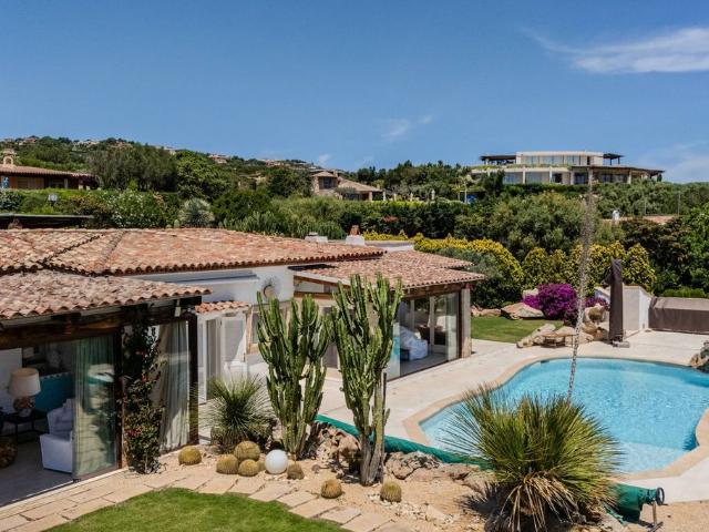 Villa Indipendente in vendita a Alzachèna/Arzachena, Porto Cervo