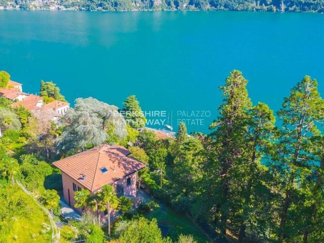 Villa Indipendente in vendita a Carate Urio, Lombardia