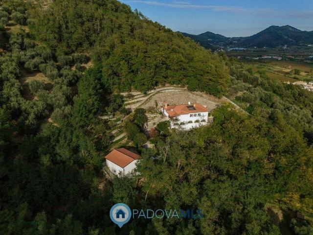 Villa Indipendente in vendita a Galzignano Terme, Veneto