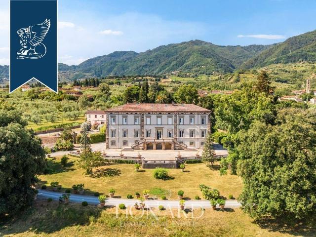 Villa Indipendente in vendita a Capannori, Toscana