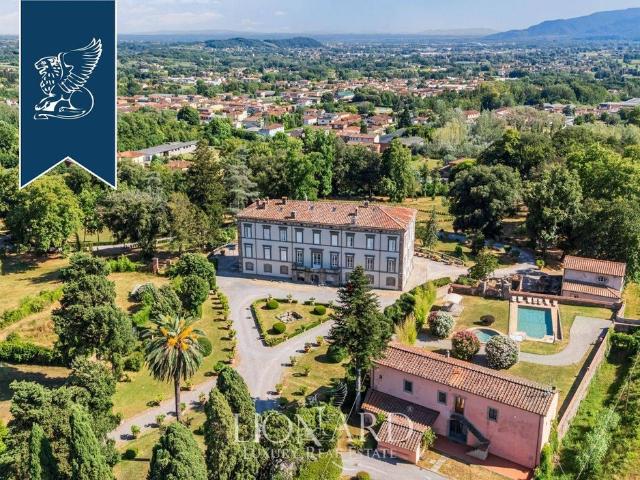 Villa Indipendente in vendita a Capannori, Toscana
